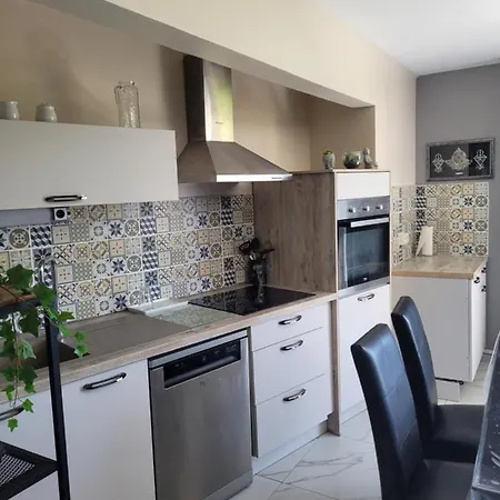 Jolie T4 A L'esplanade Lez Wifi Apartment Montpellier