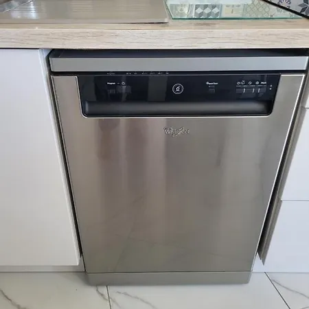 Apartament Jolie T4 A L'esplanade Lez Wifi *